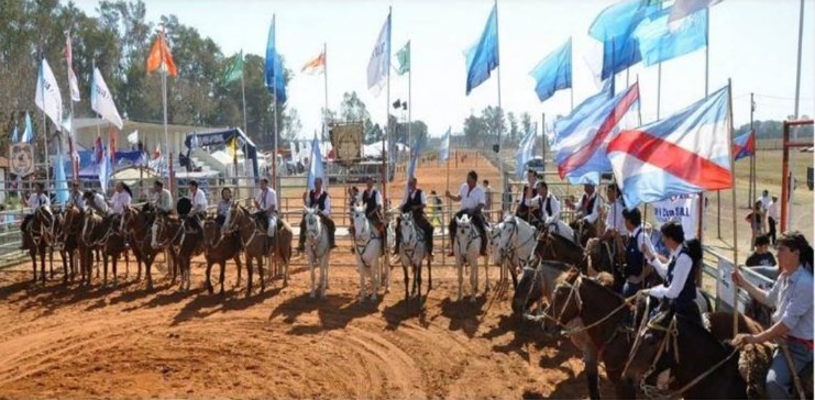 La Rural de Concordia realiza su muestra y recibe a los candidatos al Congreso