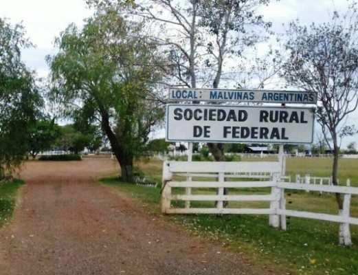 Federal se afianza como plaza ganadera