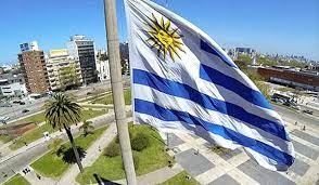 Uruguay, tan cerca y tan lejos