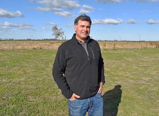 En Farer esperan a otro gobernador para ver si se interesa por el campo