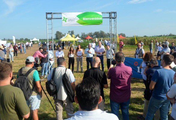 Explicaron por qué los biológicos son fundamentales para la agricultura moderna